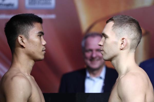 Казахстанский боксер прошел взвешивание перед боем в андеркарде четвертьфинала WBSS