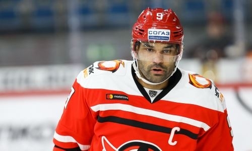 Фоторепортаж с матча КХЛ «Автомобилист» — «Барыс» 1:2