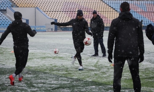 Фоторепортаж с тренировки «Кызыл-Жара СК»