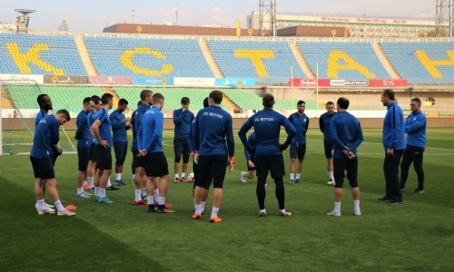 Фоторепортаж с предыгровой тренировки «Иртыша» в Алматы