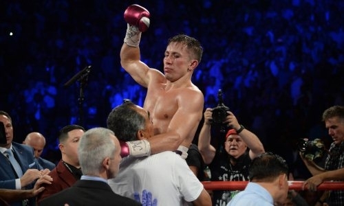 «C кем ему еще боксировать?!». Головкина сравнили с Мэйвезером