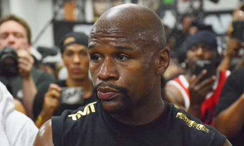 «Бой с кенгуру?». Мэйвезера жестко опустили за нежелание драться с Головкиным или другим боксером