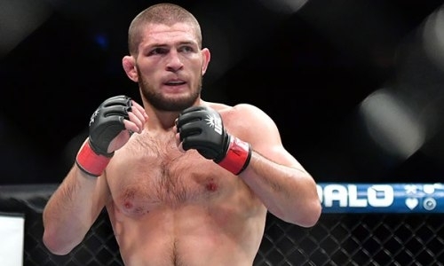 Отец Нурмагомедова назвал желаемый бой сына после победы на «нефартовой» арене Головкина