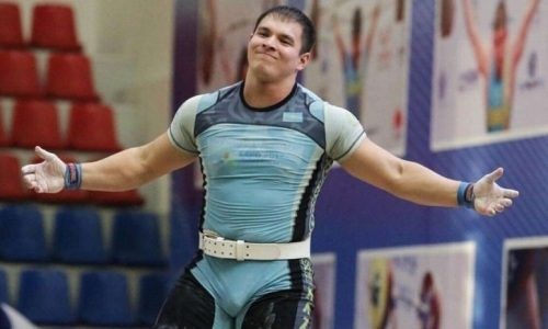 Чемпион Азии из Казахстана выступил на ЧМ по тяжелой атлетике