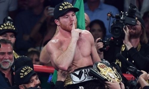 «Канело» после победы над Головкиным рассказал о завершении карьеры