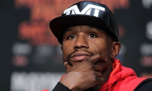 Мэйвезер внезапно отказался драться со звездой ММА после победы на «нефартовой» арене Головкина