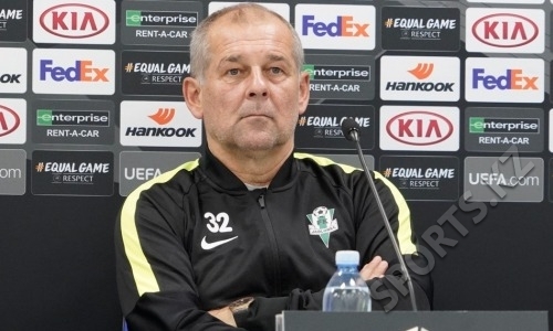 «Это был неправильный угловой». Наставник «Яблонца» назвал причины поражения от «Астаны» и пожаловался на судейство