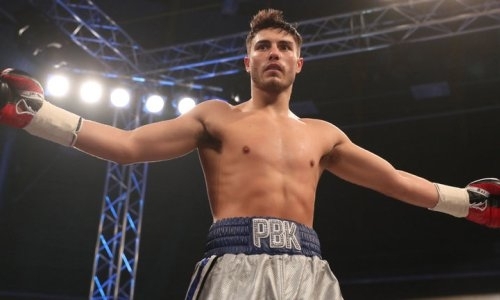 Битый Елеусиновым на Олимпиаде британец оформил нокаут в первом раунде