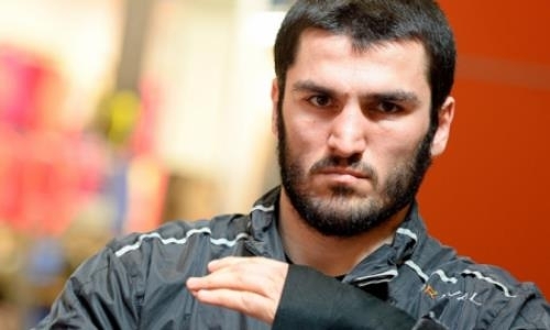 «Головкину полутяжелого веса» нашли замену в лице другого чемпиона мира на бой в андеркарде «Канело»