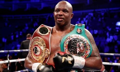 Чемпион-супертяж бросил вызов Усику после его успешной защиты титулов в весе Шуменова