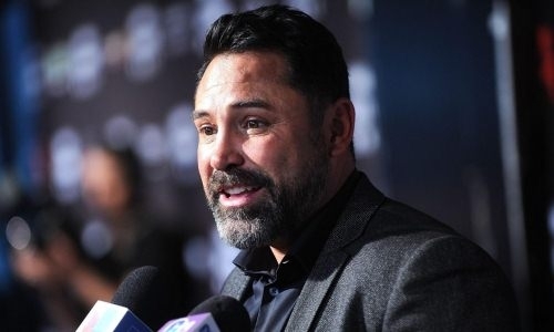 «Бой с Нурмагомедовым продлится 30 секунд». Де ла Хойя посмеялся над Мэйвезером после его победы на «нефартовой» арене Головкина