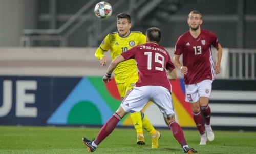 Сборная Казахстана после первого тайма ведет в матче с Латвией в Лиге наций