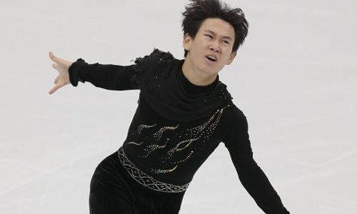 Известный фигурист исполнил в Москве номер в память о Денисе Тене