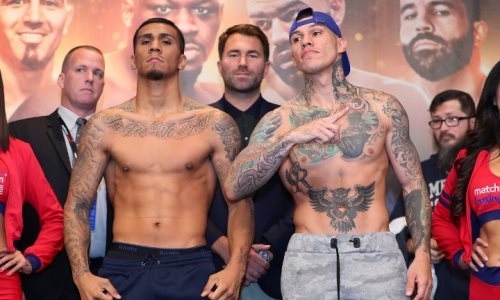 Неожиданно завершился бой жестоко побитого Головкиным боксера с экс-соперником Джейкобса