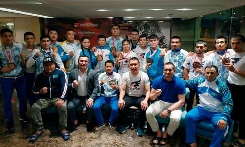 Казахстанские бойцы завоевали девять медалей на чемпионате мира по ММА