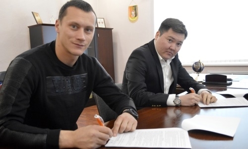 «Шахтер» продлил контракт с основным голкипером