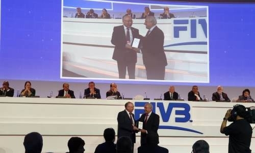 Президент ФИВБ отметил работу казахстанской федерации  