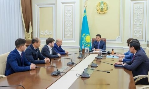 Аким ЗКО встретился с чемпионами мира по самбо