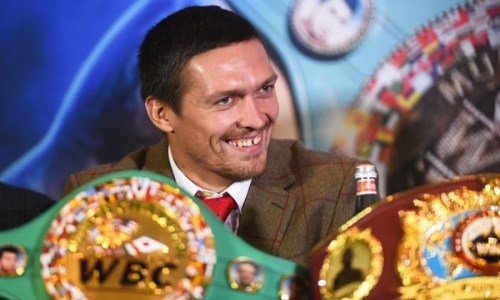 Усик ответил, с кем ему было сложнее боксировать в весе Шуменова: Гассиевым или Белью