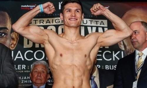 Данияр Елеусинов прошел взвешивание перед пятым боем в профи