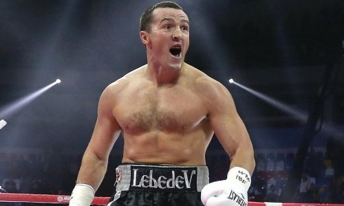 Лебедев победил небитого американского боксера в весе Шуменова