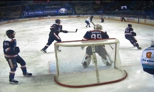 Видеообзор матча ВХЛ «Южный Урал» — «Торпедо» 3:2