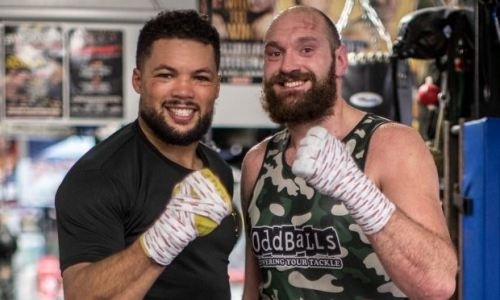 «Он даже не надевал защитный шлем». Нокаутер из лагеря Головкина честно рассказал о спаррингах с Тайсоном Фьюри