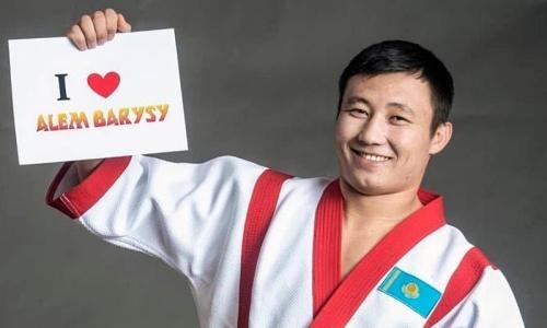Казахстанец победил соперника тяжелее себя на 60 килограммов на турнире «Әлем барысы»