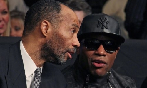 Стали известны детали переговоров Головкина с менеджером Мэйвезера