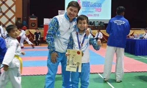8-летний казахстанец стал абсолютным чемпионом мира по таэквондо
