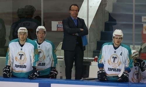 «Это его вторая игра». Наставник «Торпедо» отметил игру вратаря 