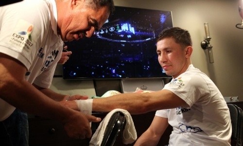 «Не хочет, чтобы его на***ли». Тренер Головкина назвал условия и соперников для смены веса