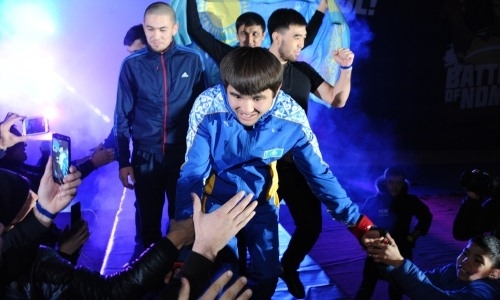 Арман Ашимов: «Соперник был такой — отморозок. Попадем в UFC — все возможно»