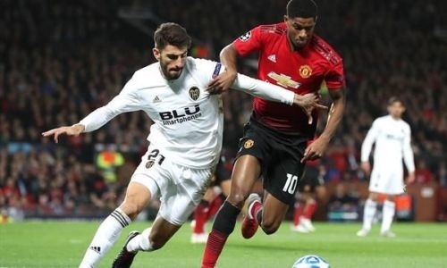 Какие ставки могут сделать казахстанцы на сегодняшние матчи Лиги Чемпионов