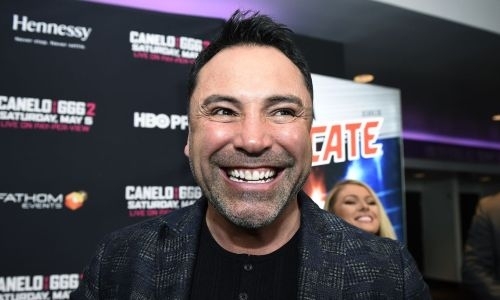 Промоутер «Канело» сделал заявлением о бое с Головкиным в мае