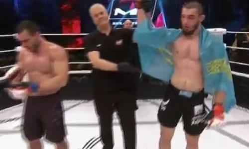 Казахстанец победил американца ударом в нос на турнире M-1 Challenge 100