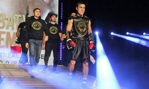 Канадский чемпион IBF отказался от боя с казахстанским нокаутером