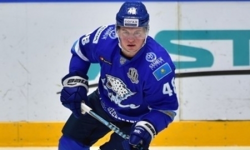 Хоккеист «Барыса» пригласил болельщиков команды на матч КХЛ с «Северсталью»