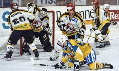 Хоккеисты команды КХЛ сыграют против «Барыса» в исторической форме