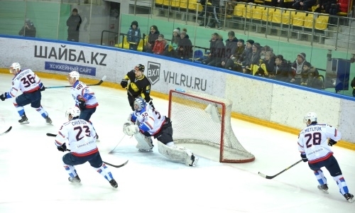 Отчет о матче ВХЛ «Сарыарка» — «Лада» 3:1