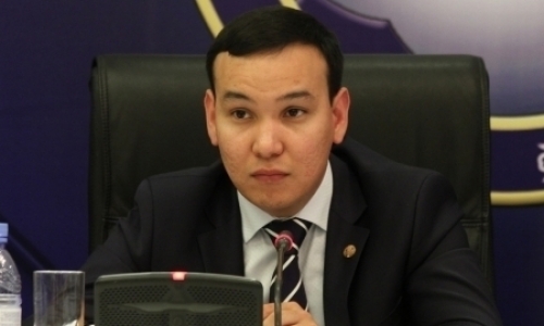 Олжас Абраев празднует день рождения