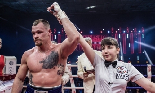 Российский нокаутер бросил вызов Усику в весе Шуменова