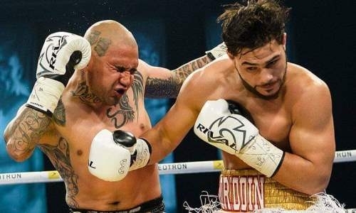 Мощный нокаут в исполнении 20-летнего казахстанца попал в десятку лучших за год