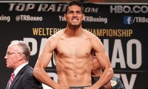 Непобежденный чемпион мира вместо Головкина собрался побить Гвоздика или Ковалева