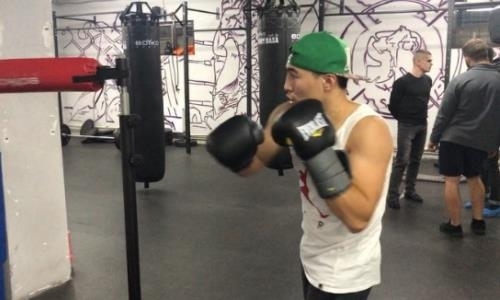 Как небитый казахстанский нокаутер тренирует реакцию и скорость