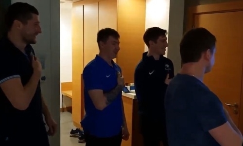 Видео поддержки, или Как игроки «Барыса» болели за молодежную сборную Казахстана