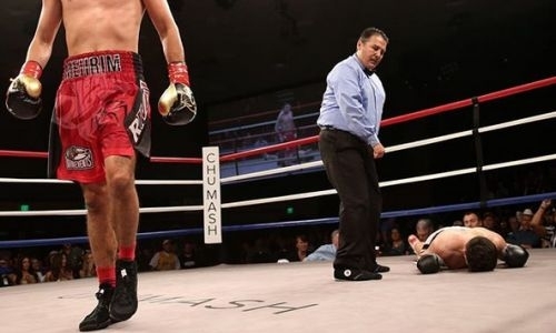 Видео жесткого нокаута, или Как казахстанский боксер быстро «вырубил» мексиканца