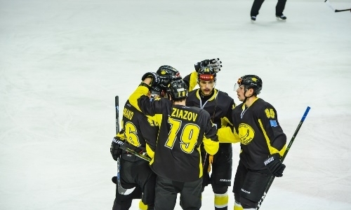 «Сарыарка» разгромила «Югру» в матче ВХЛ