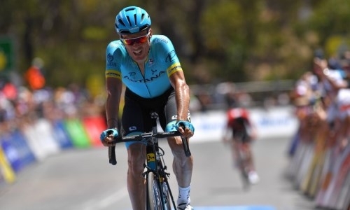 Лидер «Астаны» оказался в шаге от пъедестала по итогам «Тура Даун Андер»