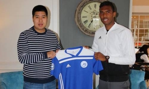 Клуб КПЛ объявил о подписании футболиста сборной Панамы